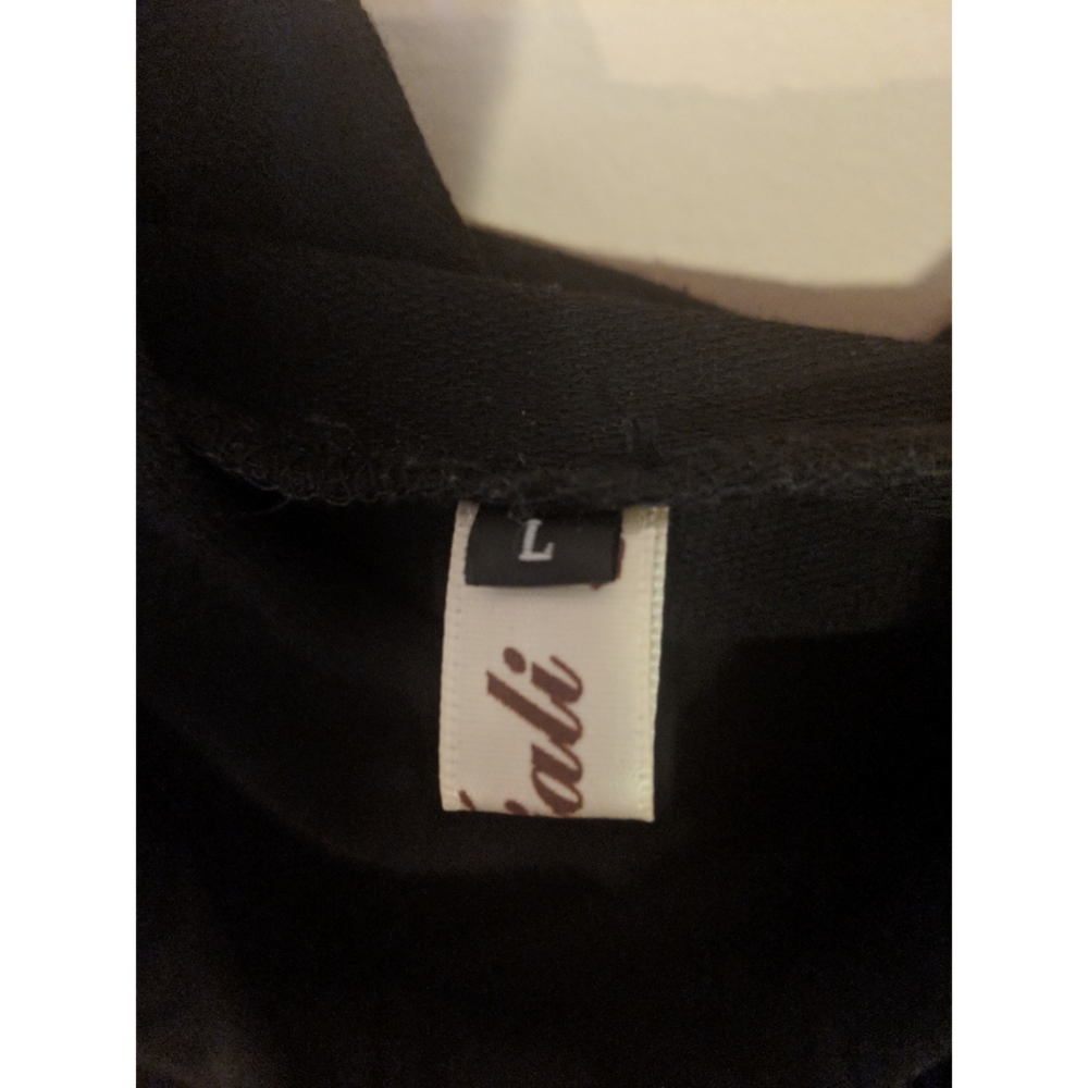 Cropped Sunflower Black Hoodie - Picture 6 of 7